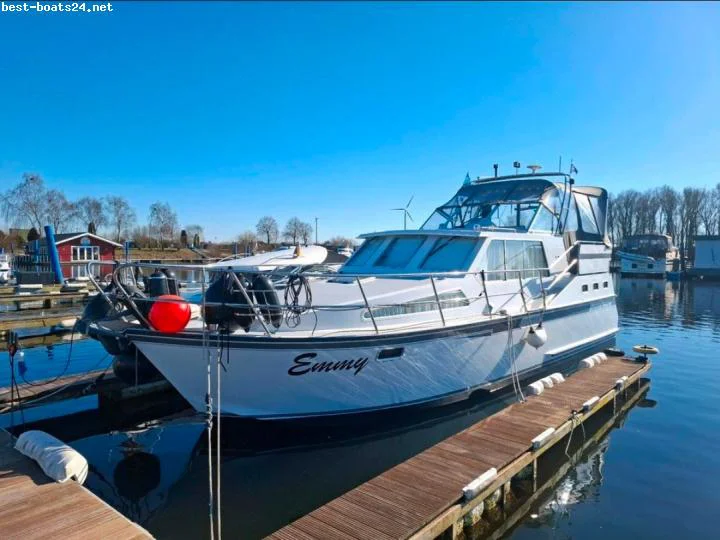 BoatPhoto.alt
