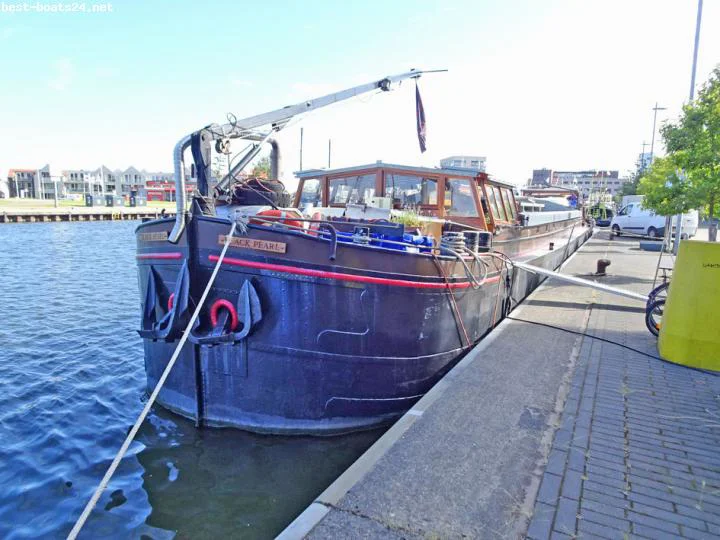 BoatPhoto.alt