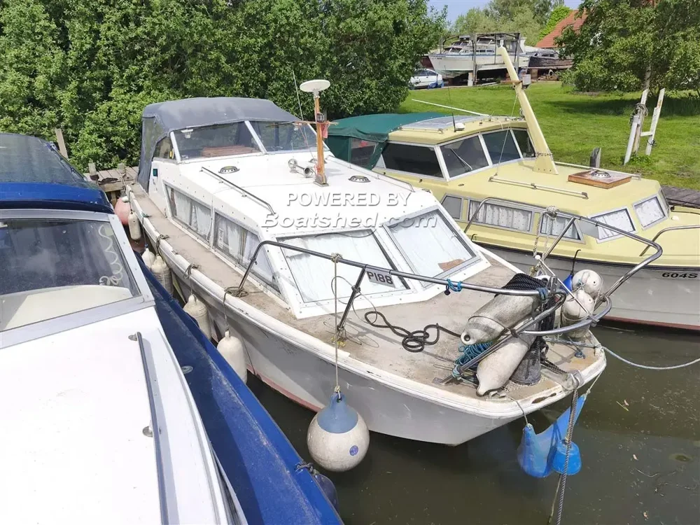 BoatPhoto.coverAlt