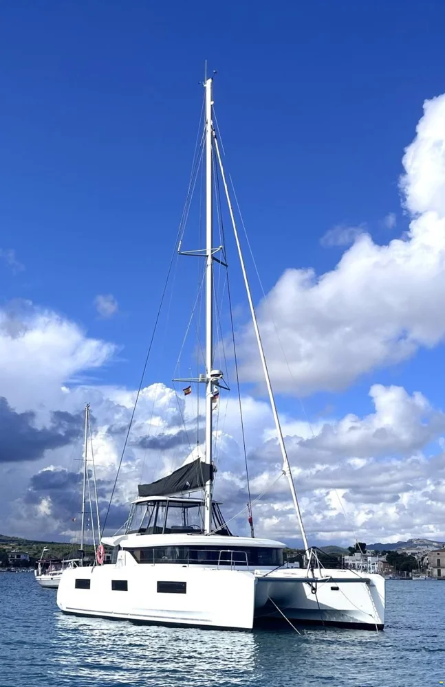 2023 Lagoon 46 for sale in Cadiz, Spain, photo 2 of 5