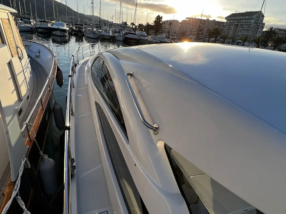 BoatPhoto.alt