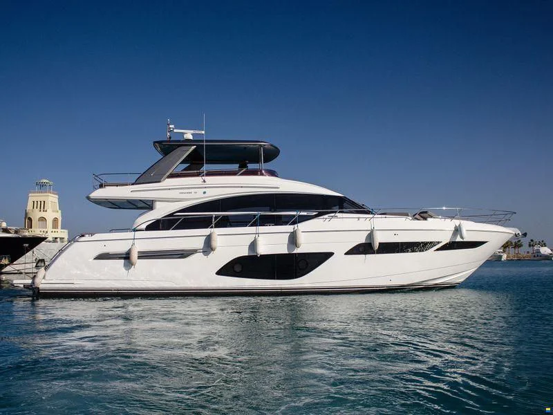 2019 Princess Yachts F70 for sale in United Kingdom, photo 4 of 5