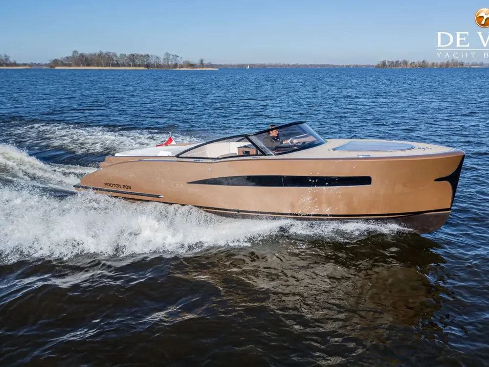 BoatPhoto.coverAlt