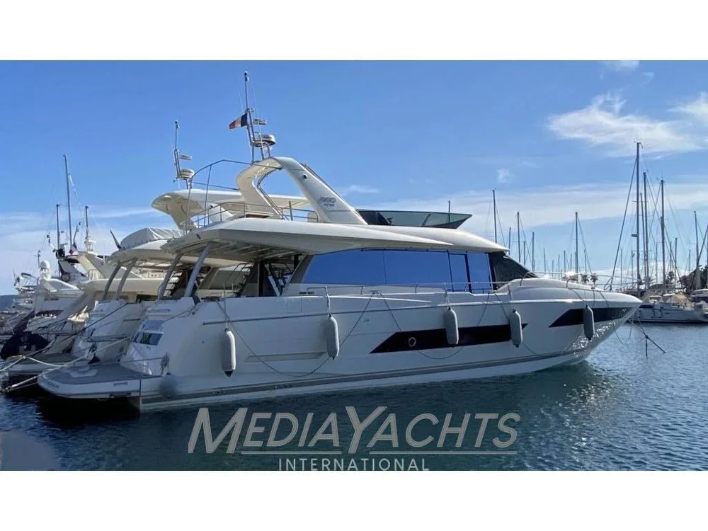 BoatPhoto.coverAlt