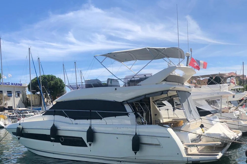 BoatPhoto.alt