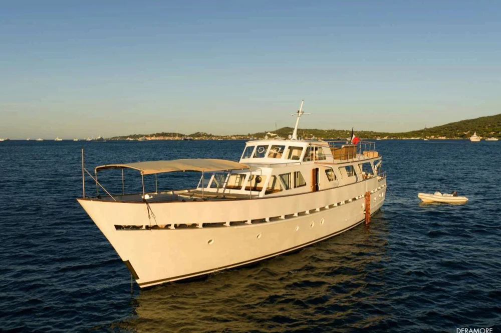 BoatPhoto.alt