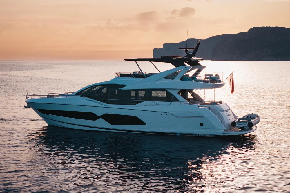 BoatPhoto.coverAlt