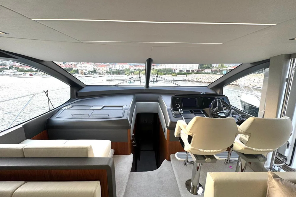 2019 SUNSEEKER Manhattan 66 for sale in Split, Croatia, photo 3 of 5