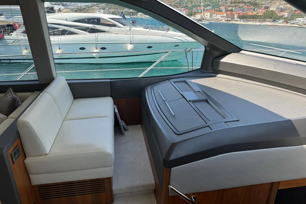 2019 SUNSEEKER Manhattan 66 for sale in Split, Croatia, photo 4 of 5