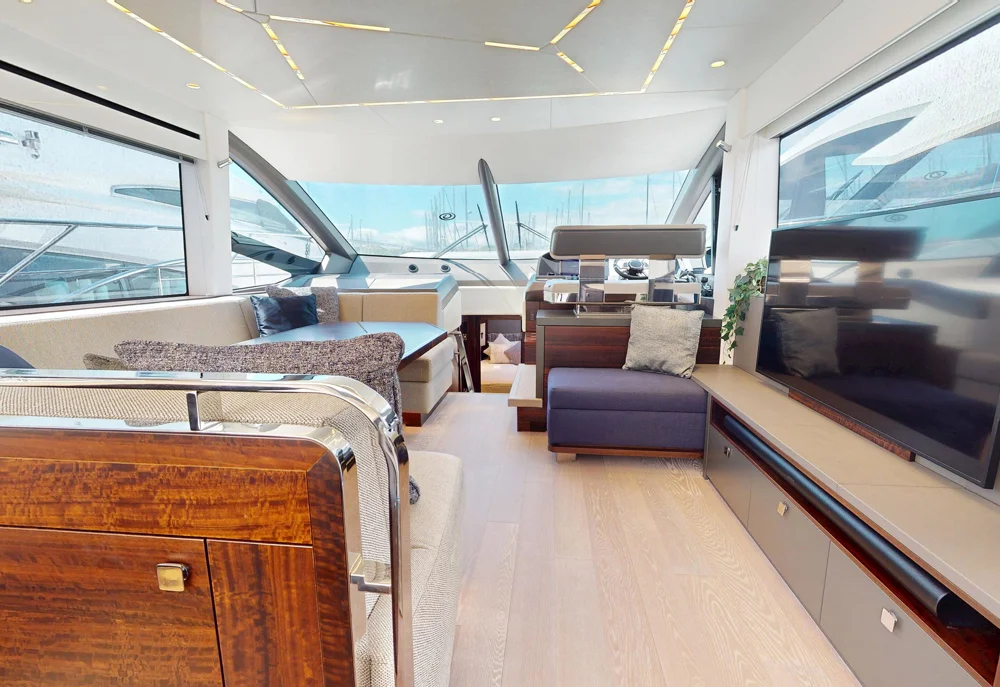 2023 SUNSEEKER Manhattan 55 for sale in La Napoule, France, photo 3 of 5