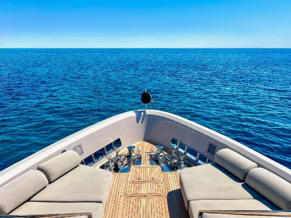 BoatPhoto.alt