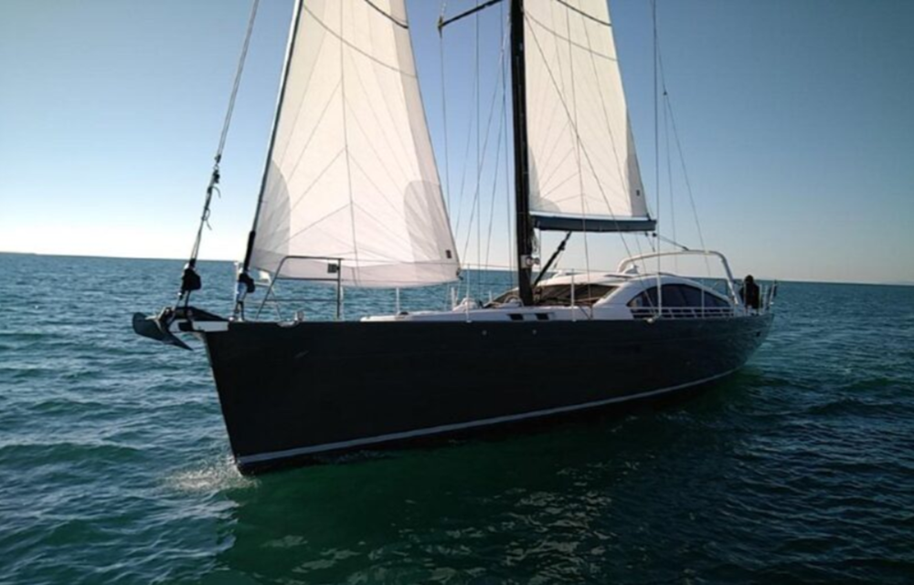 BoatPhoto.coverAlt