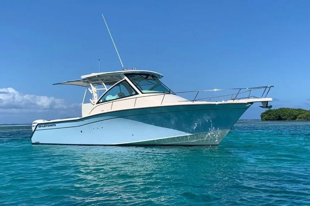 BoatPhoto.coverAlt