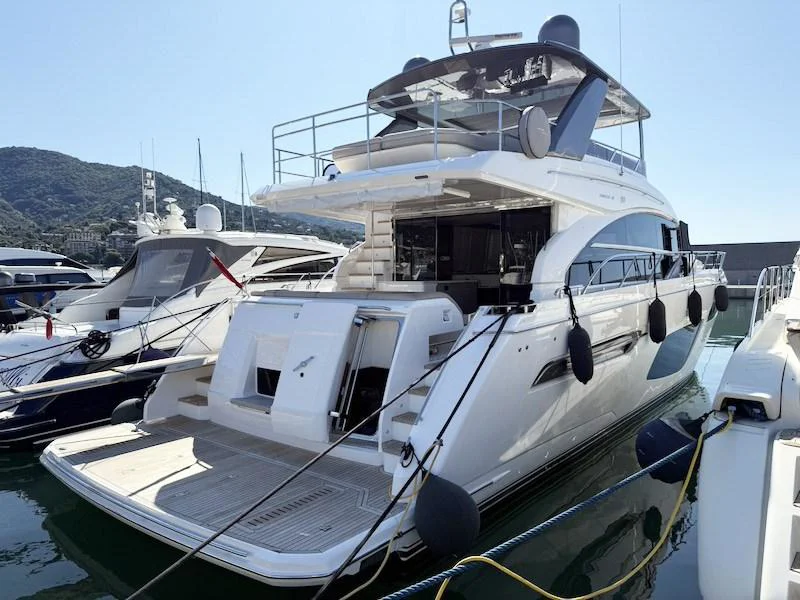 2019 Princess Yachts F70 for sale in Italy, photo 2 of 5