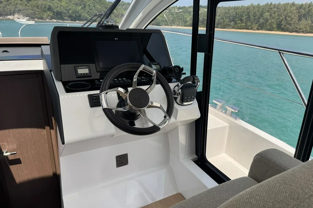 BoatPhoto.alt