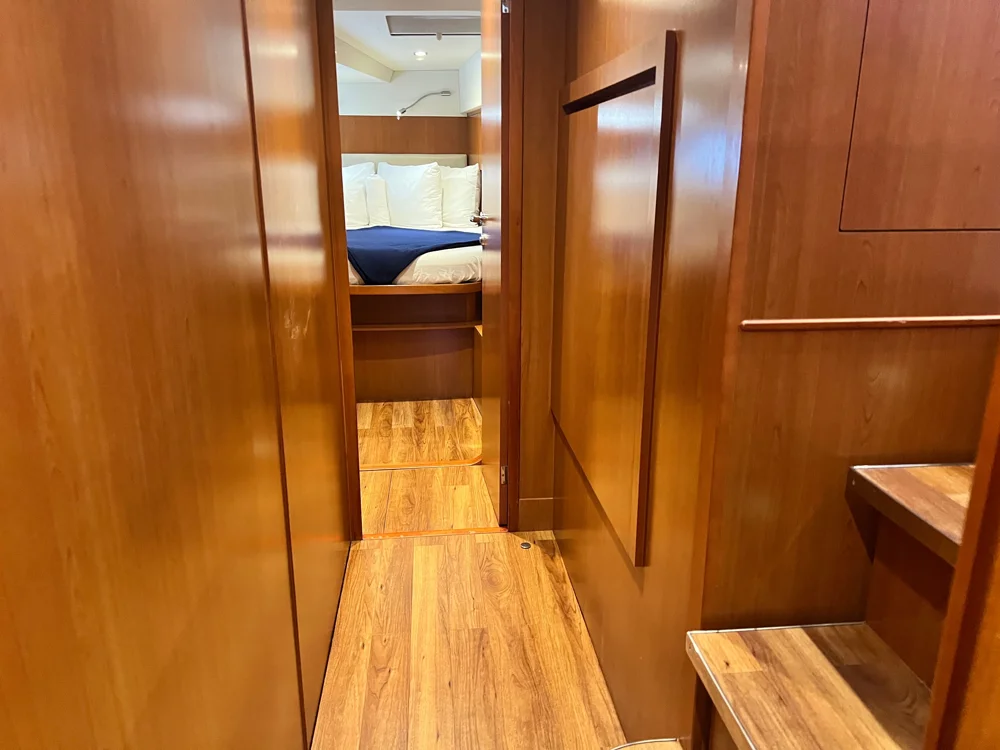 2016 AQUILA 48 for sale in British Virgin Islands, photo 4 of 5