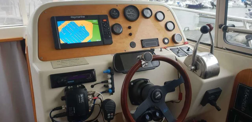 BoatPhoto.coverAlt