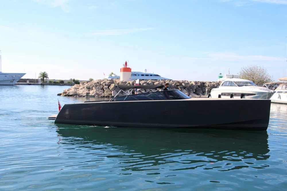 BoatPhoto.coverAlt