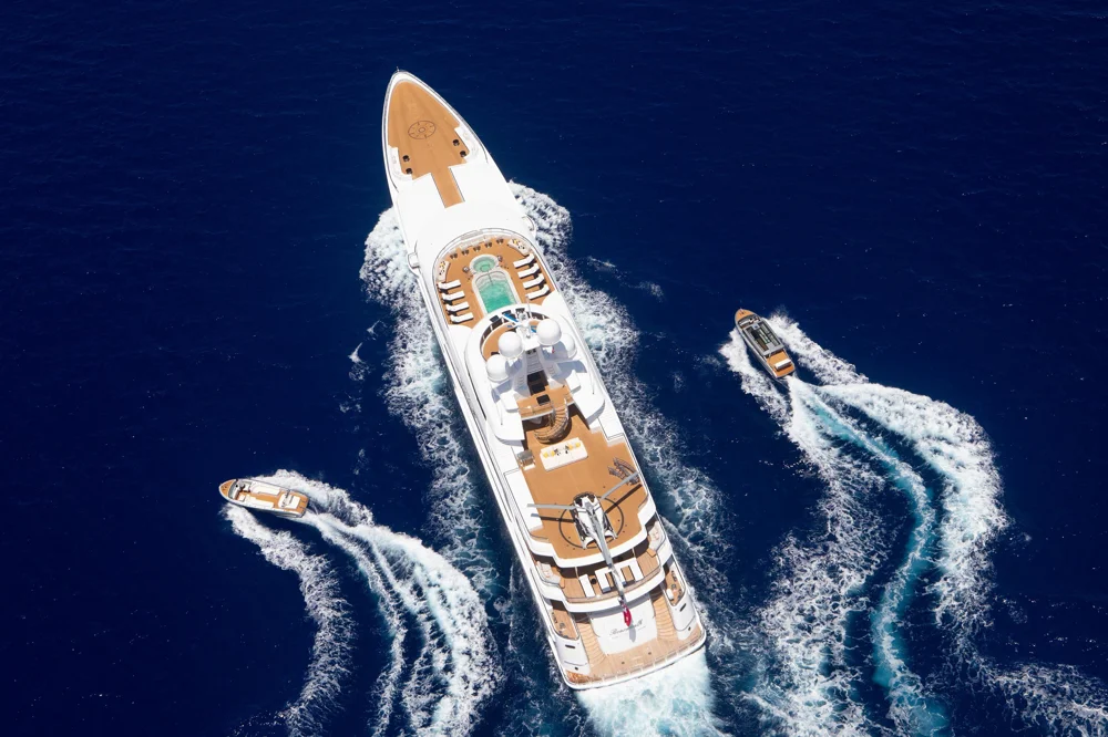 BoatPhoto.alt