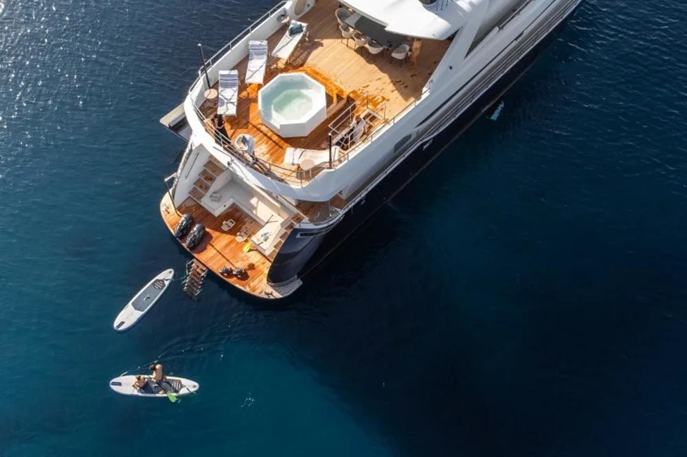 BoatPhoto.alt