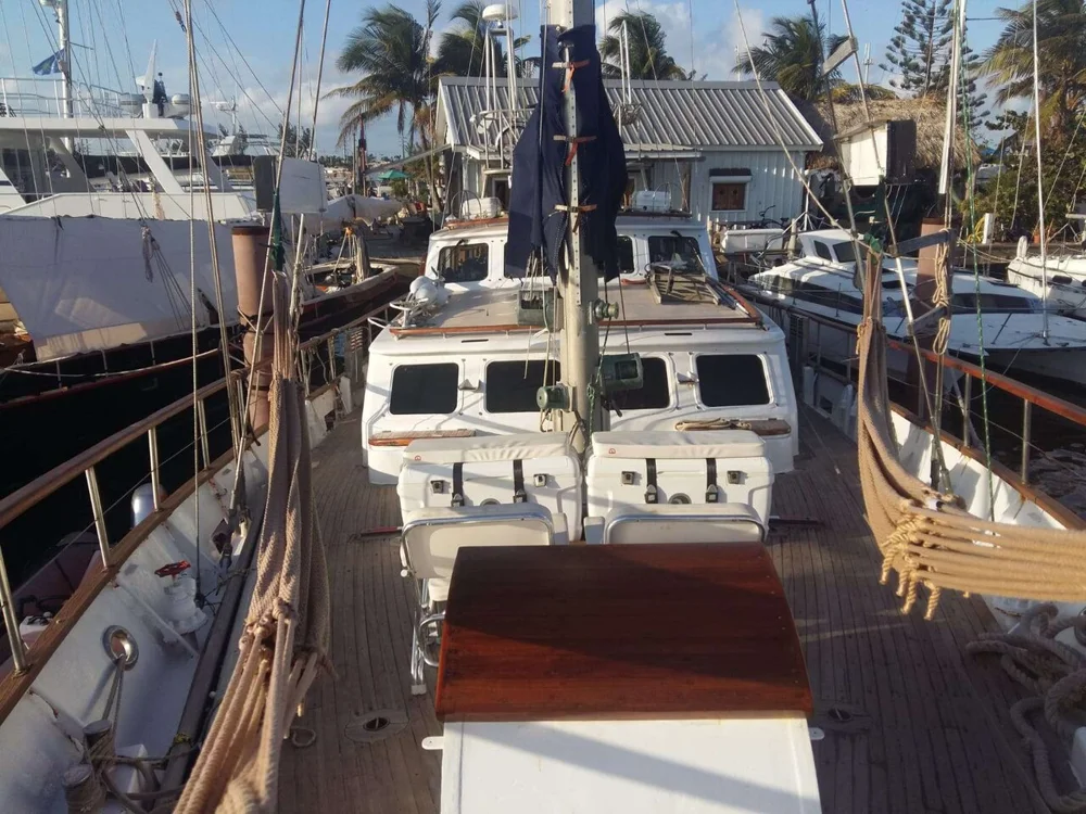 BoatPhoto.alt