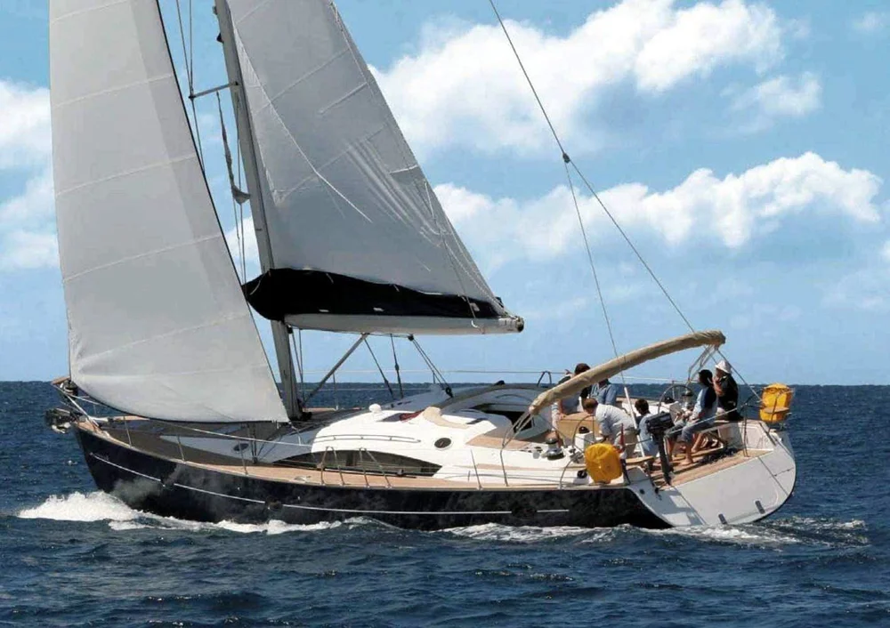 BoatPhoto.coverAlt