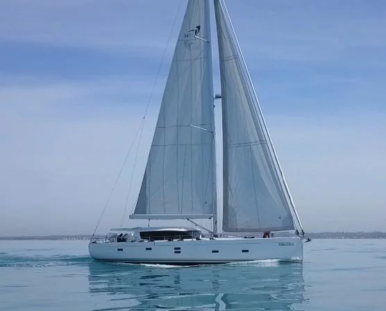 BoatPhoto.coverAlt