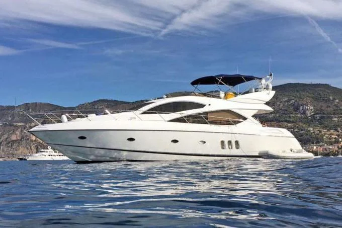 BoatPhoto.coverAlt
