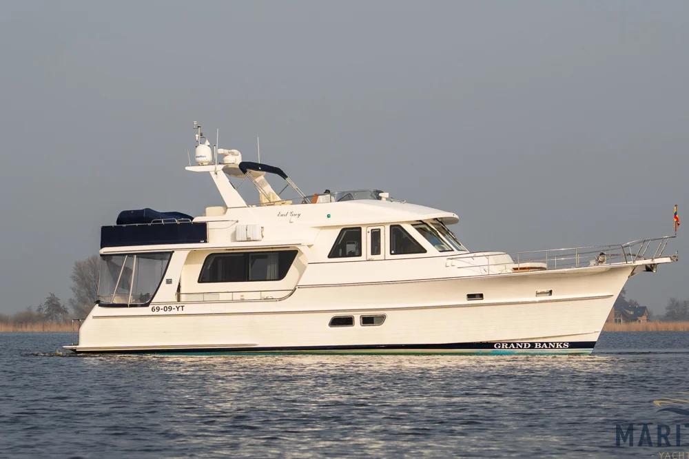 BoatPhoto.coverAlt