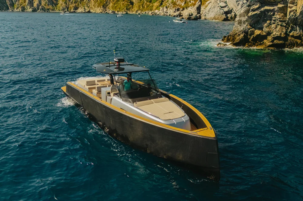 BoatPhoto.coverAlt