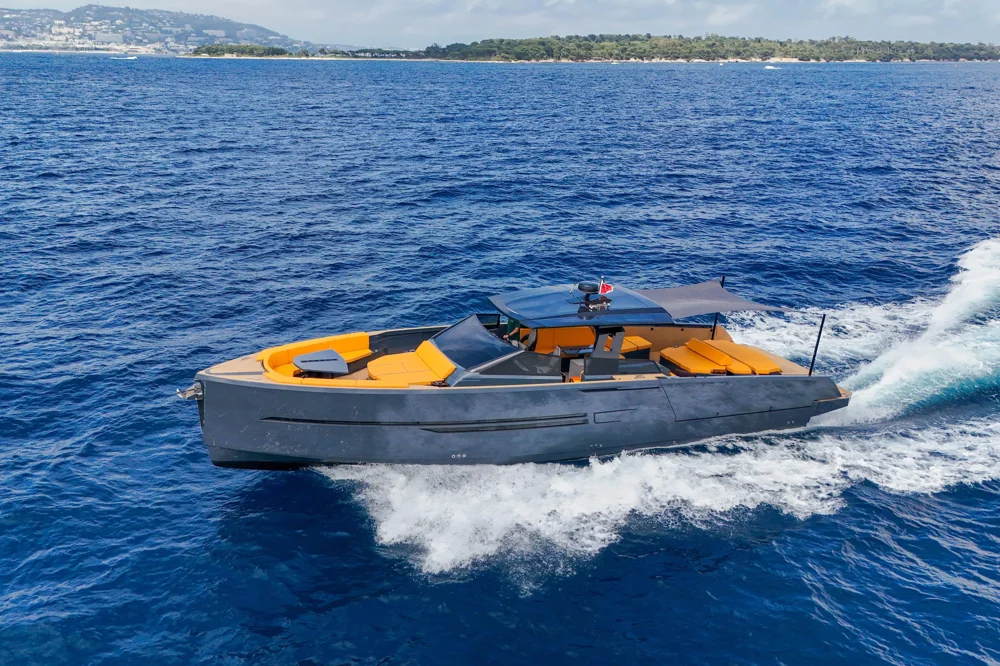 BoatPhoto.coverAlt