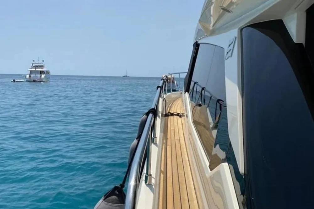 BoatPhoto.alt
