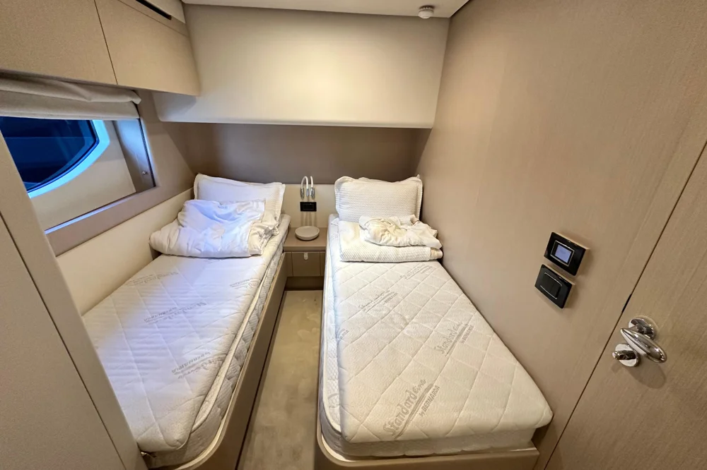 2022 Azimut 68 for sale in Alimos, Greece, photo 3 of 5