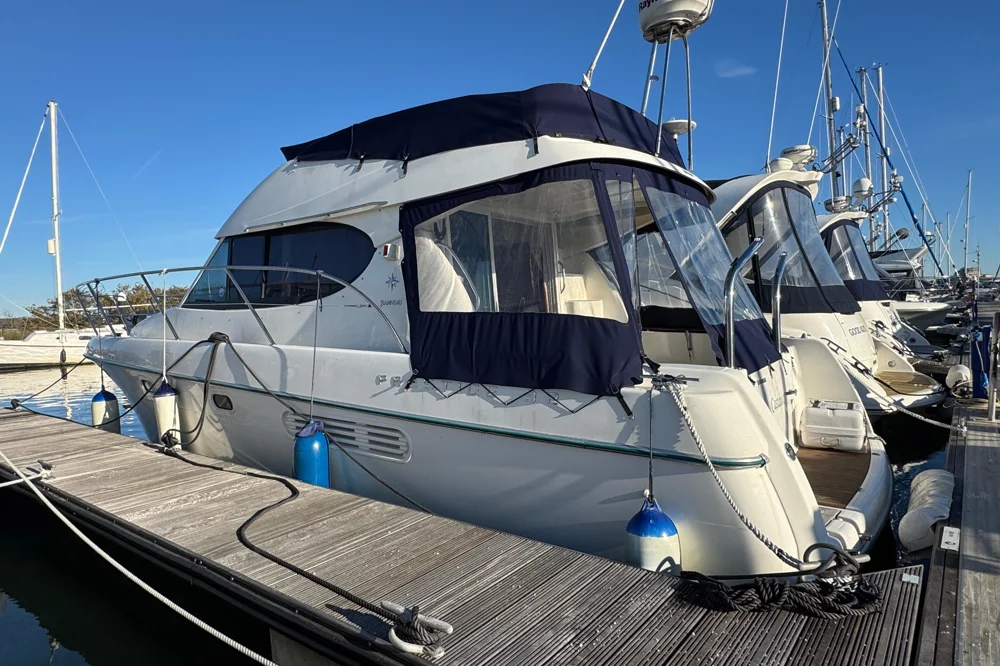 BoatPhoto.coverAlt