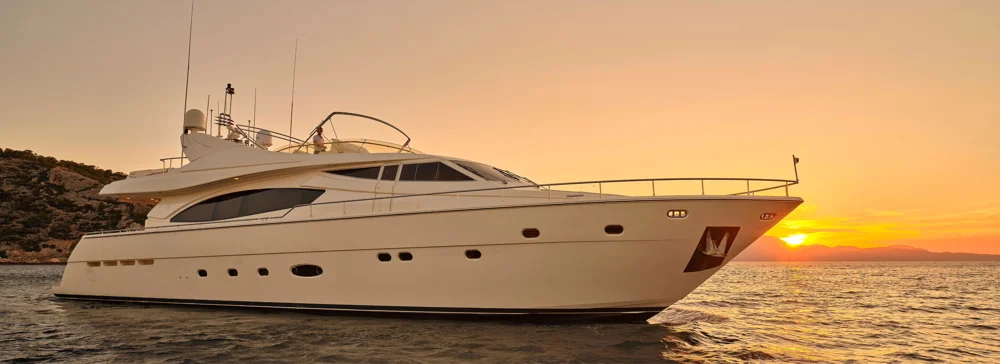 BoatPhoto.coverAlt