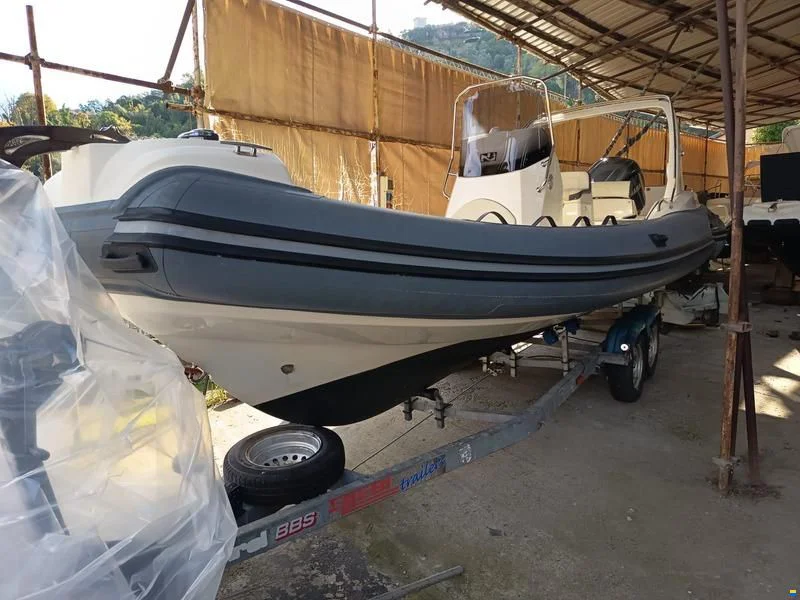 BoatPhoto.coverAlt