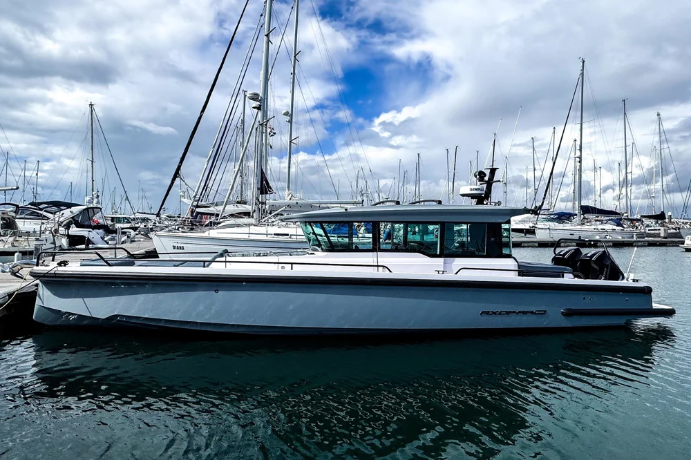BoatPhoto.coverAlt