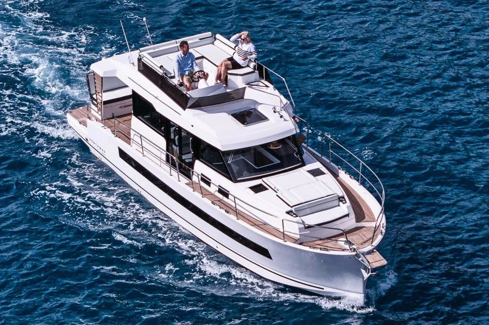 BoatPhoto.coverAlt