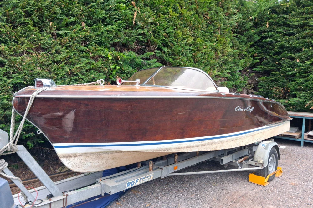BoatPhoto.coverAlt