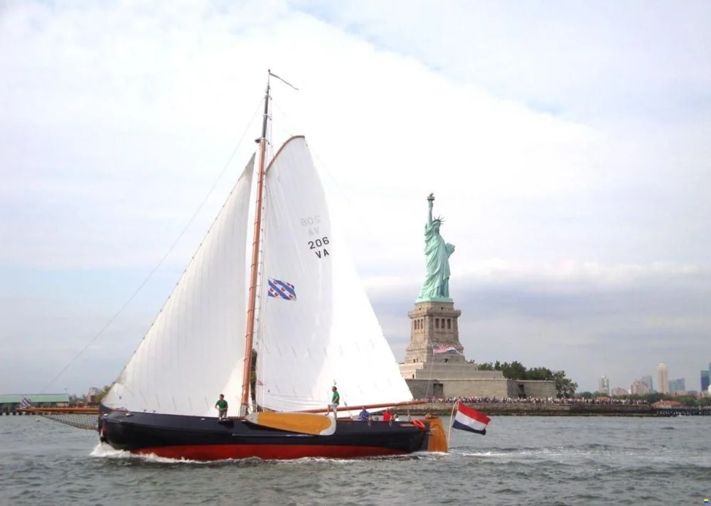 BoatPhoto.coverAlt