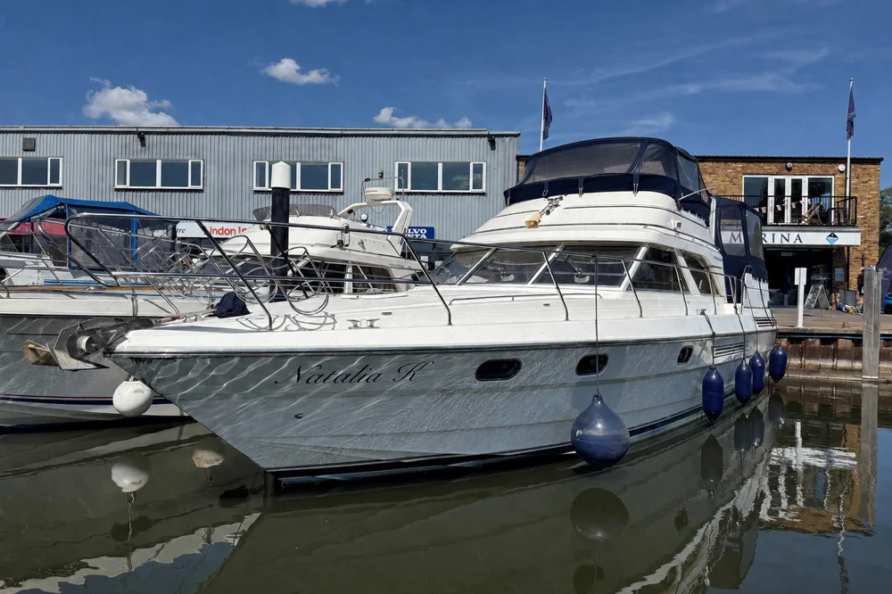 BoatPhoto.coverAlt