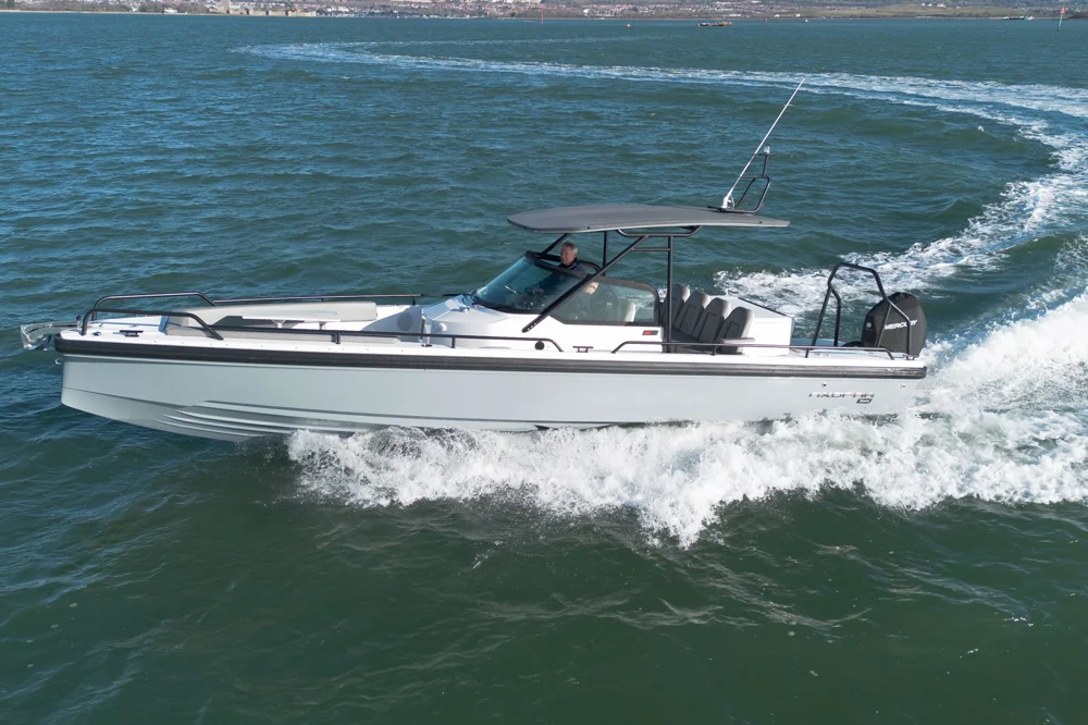 BoatPhoto.coverAlt