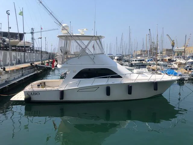 2007 Cabo Yachts 43 Flybridge for sale in Olbia, Italy, photo 2 of 5