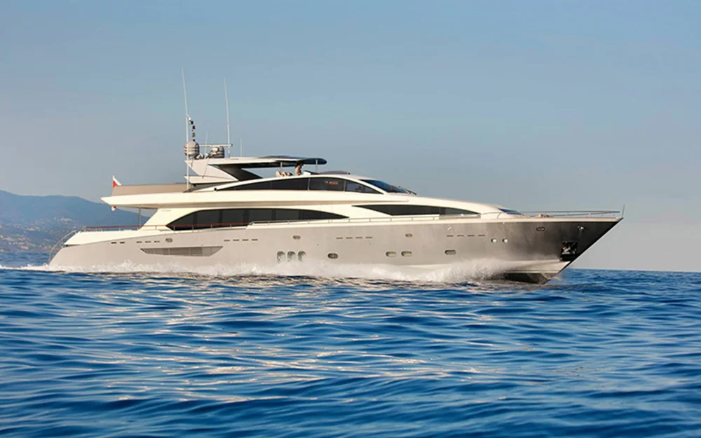BoatPhoto.coverAlt