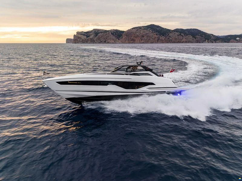 BoatPhoto.coverAlt