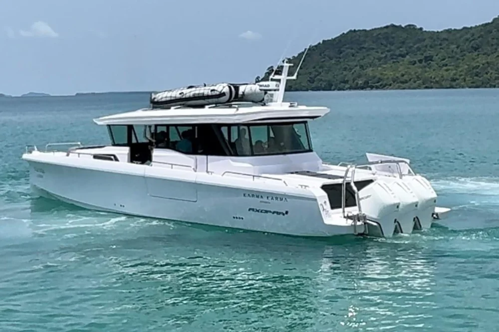 BoatPhoto.alt