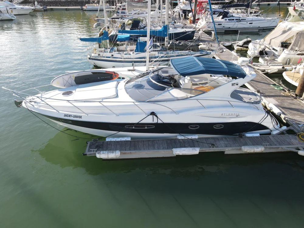BoatPhoto.coverAlt