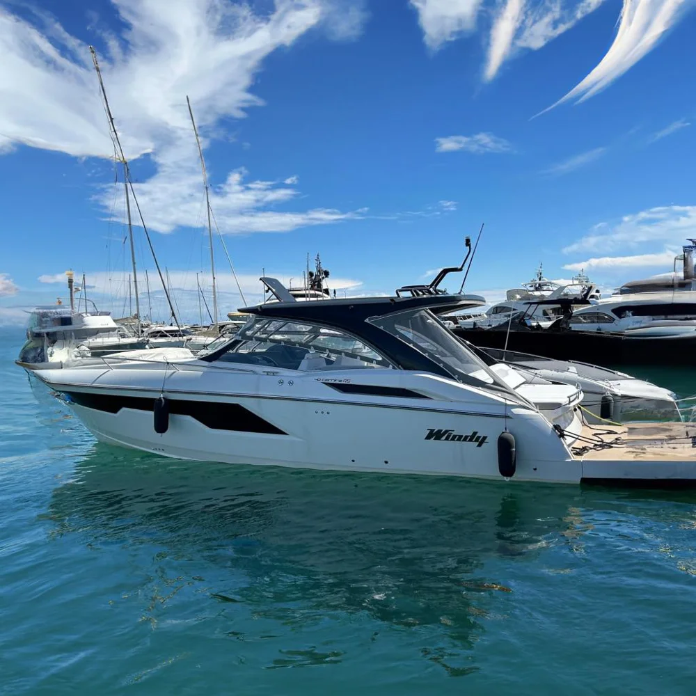 BoatPhoto.coverAlt
