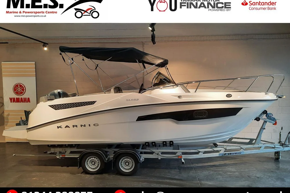 BoatPhoto.coverAlt