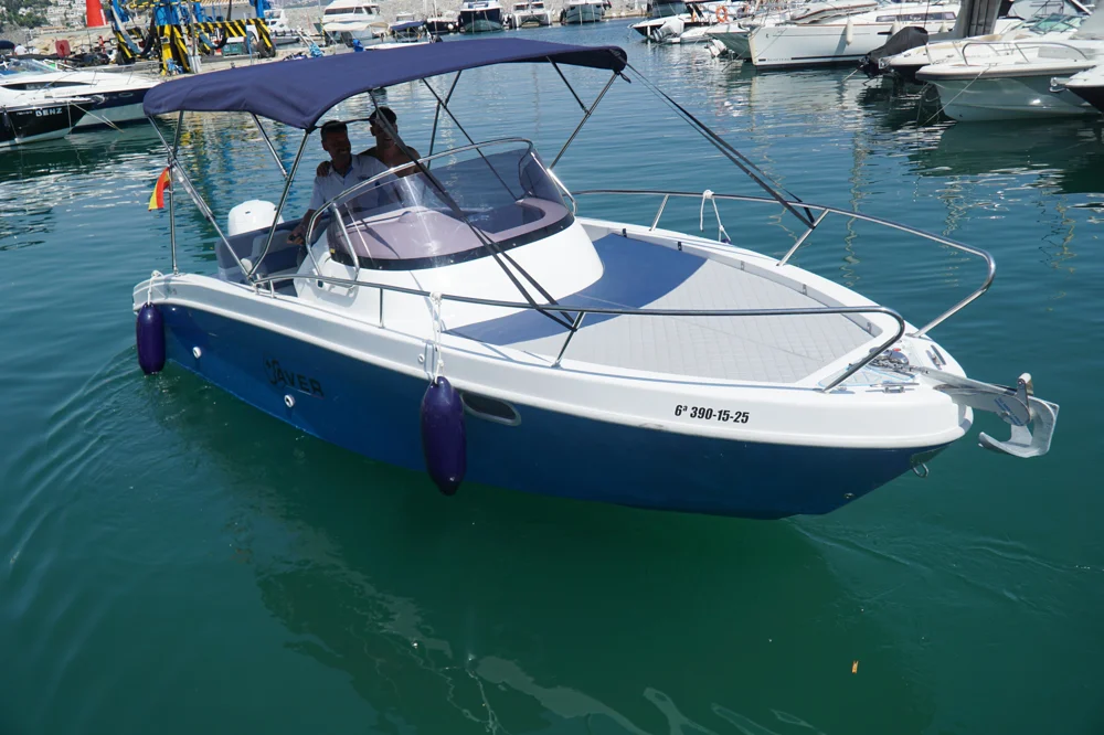 BoatPhoto.alt